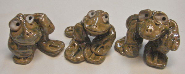 AD_small_frogs